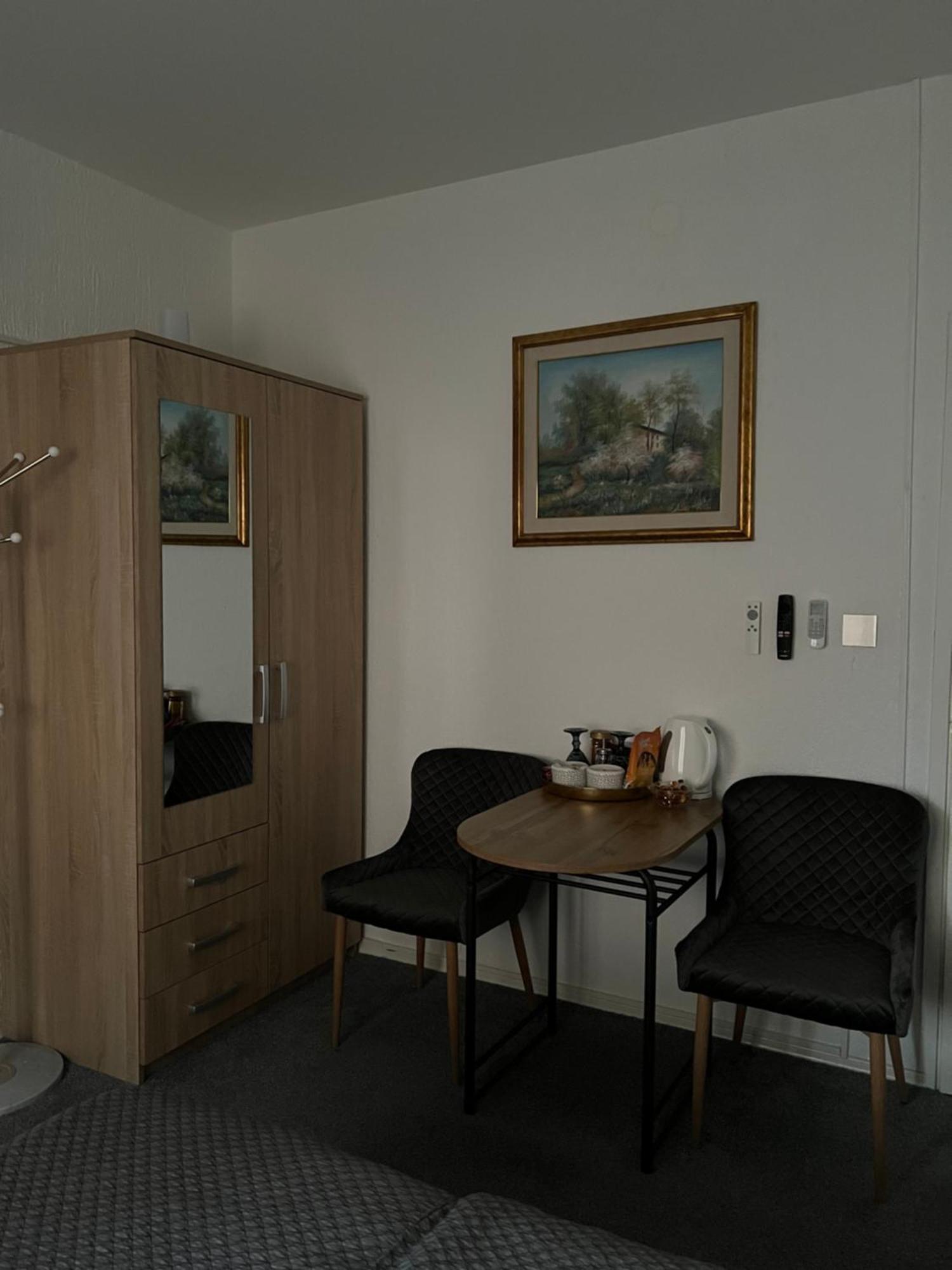 Luxrooms - Hotel Type With Private Jacuzzi Bjelovar Exteriör bild